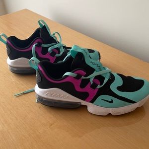 Nike Air Max Infinity